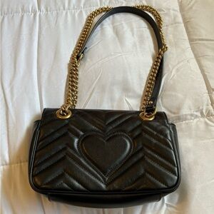 GUCCI Black Shoulder Bag with Gold Chain Strap